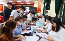 Tuyển sinh 2023: Các trường đại học “tung” học bổng khủng nhằm hút thí sinh