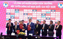 HLV Troussier: "ĐT Việt Nam đá với Nhật Bản 10 trận, có thắng được 9 không, hay là..."