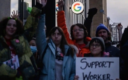 Nhân viên Google biểu tình phản đối cắt giảm việc làm, lương thấp
