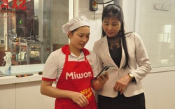 Cô gái Quảng Ninh nâng tầm đặc sản "hao cơm" mắm tép chưng thịt, bán cả ra nước ngoài