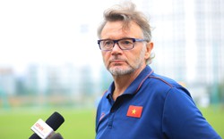 HLV Troussier tiết lộ lý do Quang Hải không được ra sân tại Pau FC