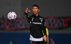 Công Phượng ngồi ngoài khi Yokohama FC hòa trận "sinh tử", HLV bị... "trảm"?