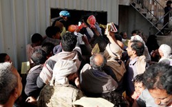 Clip: Giẫm đạp tại buổi phân phát tiền ở Yemen khiến ít nhất 78 người thiệt mạng