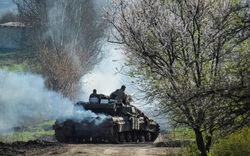 Ukraine đã có kho xe tăng, vũ khí khổng lồ đủ xuyên thủng hệ thống phòng thủ của quân Nga