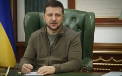 Ông Zelensky tiết lộ vũ khí phòng thân, quyết chiến đấu đến chết nếu Nga tấn công văn phòng tổng thống