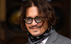 Johnny Depp thành công liên tiếp sau khi thắng kiện vợ cũ Amber Heard