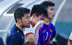 Phan Tuấn Tài khóc nức nở sau trận thua của U22 Việt Nam