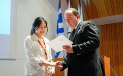 Nữ sinh lớp 10 Hà Nội chinh phục giáo sư Harvard giành giải thưởng Olympic Triết học Quốc tế 2023 