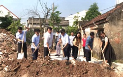 Tặng nhà mới cho nông dân nghèo ở Ninh Bình