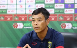 HLV Nguyễn Huy Hoàng nói gì về tình huống trọng tài từ chối bàn thắng của SLNA?