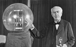 Thomas Edison: Nhà phát minh vĩ đại hay là kẻ lừa đảo? 