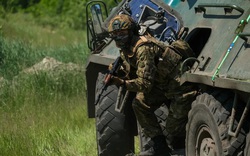 Các lữ đoàn tấn công tinh nhuệ Ukraine căng mình luyện tập, chuẩn bị tung đòn quyết định chống lại Nga