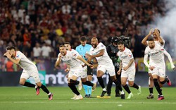 Thắng luân lưu trước AS Roma, Sevilla lần thứ 7 vô địch Europa League