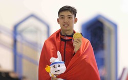 Giành HCV 1.500m SEA Games 32, kình ngư Nguyễn Huy Hoàng bất ngờ nhắc Lâm Quang Nhật