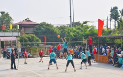 Hải Dương: Hội Nông dân khu Tam Lưu ở Kinh Môn tổ chức giải bóng chuyền hơi chào mừng Đại hội