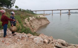 Tiếp tục sạt lở bờ vở sông Đà, 150 hộ dân ở Phú Thọ bị đe dọa