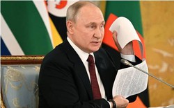 TT Putin lần đầu tiết lộ tài liệu về sự trung lập của Ukraine mà Kiev ký xong đã... "vứt vào thùng rác"