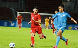 Đội nhà hòa U17 Ấn Độ, CĐV của U17 Việt Nam ý kiến trái chiều