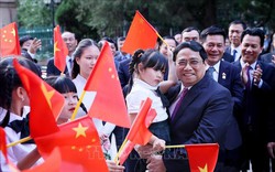 Thủ tướng Phạm Minh Chính gặp cộng đồng người Việt ở Trung Quốc
