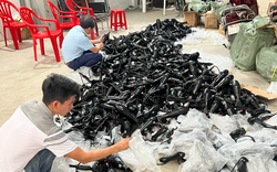 Hà Nội: Tạm giữ hàng trăm máy sấy nghi giả nhãn hiệu Panasonic