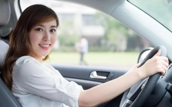 Phụ nữ nên thi bằng lái xe B1 hay B2?