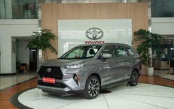 Giá xe Toyota Veloz Cross niêm yết và lăn bánh tháng 7/2023: Ưu đãi "sốc" đấu Mitsubishi Xpander
