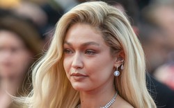 Siêu mẫu Gigi Hadid bị bắt vì tàng trữ chất kích thích