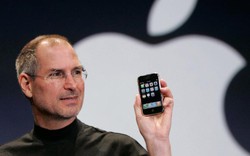 Sau phiên đấu giá, chiếc iPhone đời đầu được bán với giá không tưởng 