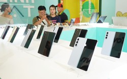 Galaxy Z Fold5 và Z Flip5 "nóng hổi" trong ngày ra mắt