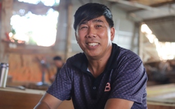 Một nông dân từng nghèo rớt ở Hà Tĩnh giờ thành Nông dân Việt Nam xuất sắc 2023 nhờ thứ gỗ gì?