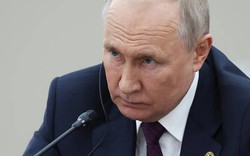 TT Putin bất ngờ tuyên bố sắc lạnh, Nga sẵn sàng đối đầu với NATO