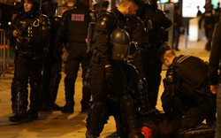 Tuần bạo loạn rung chuyển nước Pháp