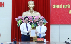 1 Giám đốc, 3 Phó Giám đốc Sở ở Quảng Ninh nhận quyết định nghỉ hưu cùng ngày