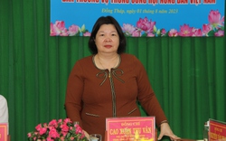 Làm việc tại Đồng Tháp, Phó Chủ tịch BCH TƯ Hội NDVN Cao Xuân Thu Vân: Hỗ trợ trúng nhu cầu nông dân
