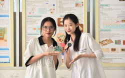 Hai nữ sinh viên Bách khoa Hà Nội nghiên cứu, thiết kế ống nghe điện tử