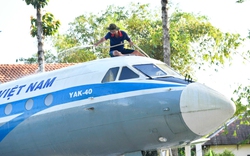 Máy bay biển hiệu hàng không Việt Nam ở cù lao ông Hổ của An Giang