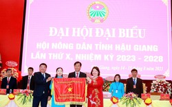 Bí thư Tỉnh ủy Hậu Giang và Phó Chủ tịch BCH TƯ Hội NDVN dự, chỉ đạo Đại hội đại biểu Hội Nông dân tỉnh