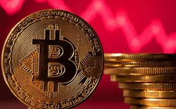 Giá Bitcoin đột ngột giảm xuống mức thấp nhất trong hai tháng