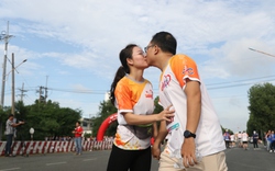 Hạnh phúc vỡ oà trên "đường chạy cặp đôi" đầu tiên ở Việt Nam