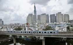 Chiêm ngưỡng đoàn tàu Metro Bến Thành - Suối Tiên chạy thử nghiệm toàn tuyến