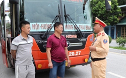 Điện Biên: Tổng kiểm soát ô tô vận tải khách và container 