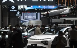 Các nhà sản xuất ô tô làm gì để đua tranh trên thị trường Trung Quốc?