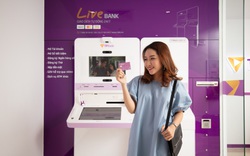 Những cú “chạm” xóa tan sự chờ đợi ở LiveBank 24/7