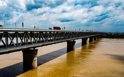 Khám phá cây cầu thứ 2 bắc qua sông Hồng ở Hà Nội sau gần 40 năm hoạt động