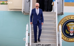 Video: Tổng thống Mỹ Joe Biden đến sân bay Nội Bài, bắt đầu chuyến thăm cấp Nhà nước tới Việt Nam