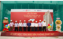 Phát Đạt tổ chức nghi thức cất nóc tòa nhà văn phòng