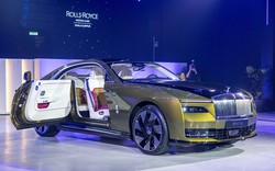 Rolls-Royce Spectre ra mắt tại Malaysia với giá hơn 10 tỷ đồng