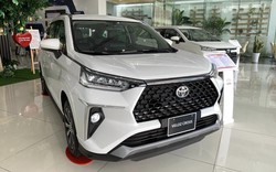 Giá xe Toyota Veloz Cross tháng 1/2024: Giảm không "phanh" đấu Mitsubishi Xpander