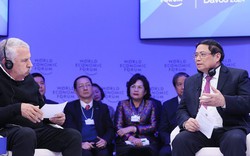 Chủ tịch WEF Klaus Schwab: Việt Nam là một trong những quốc gia tiên phong về phát triển kinh tế xanh