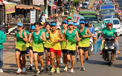 Vụ ông Đoàn Ngọc Hải đề nghị cấm chạy xuyên Việt: VĐV Nguyễn Văn Long lên tiếng 